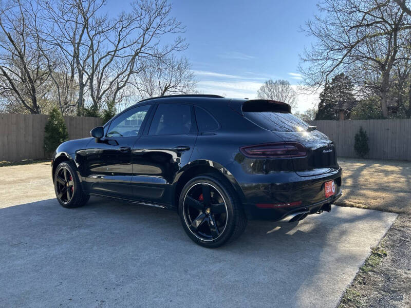 2016 Porsche Macan Turbo
