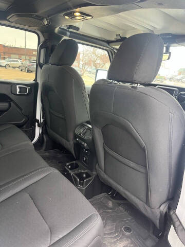 2022 Jeep Gladiator Altitude