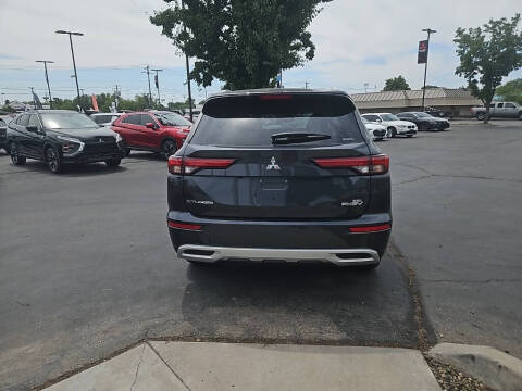 2025 Mitsubishi Outlander PHEV SEL