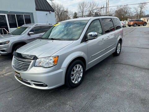 2012 chrysler minivan for hot sale sale