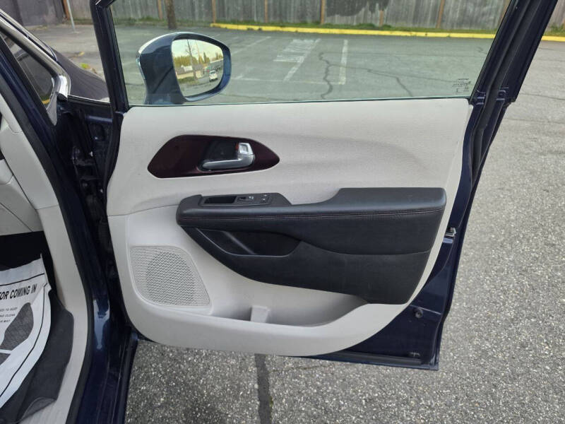 2017 Chrysler Pacifica Limited