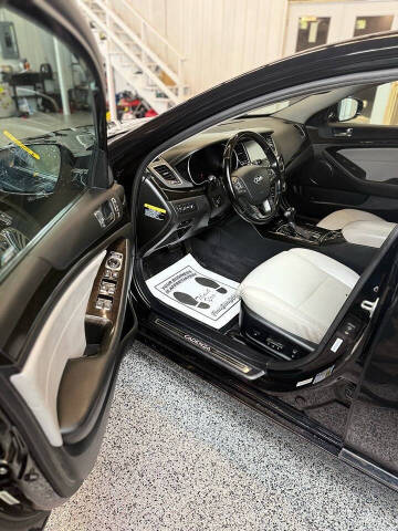 2014 Kia Cadenza Premium