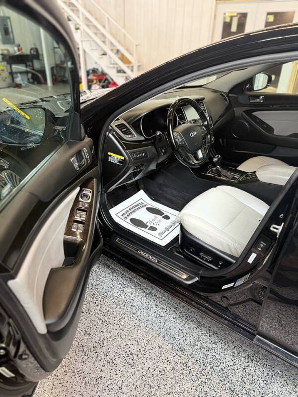 2014 Kia Cadenza Premium