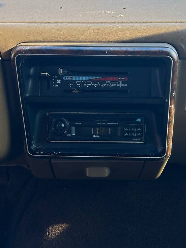 1991 Ford F-150 XLT Lariat