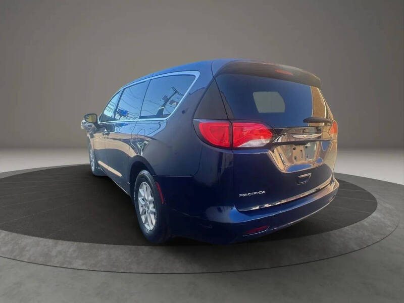 2017 Chrysler Pacifica Touring