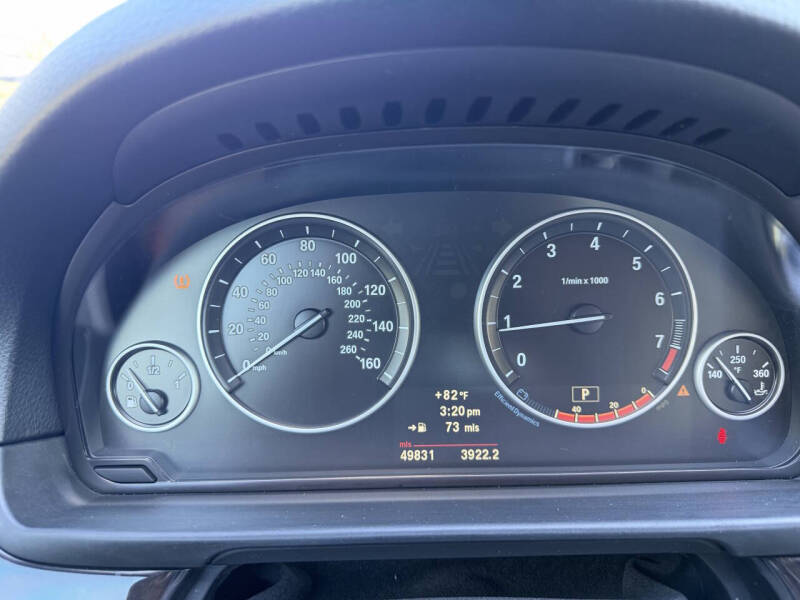 2012 BMW 5 Series 528i