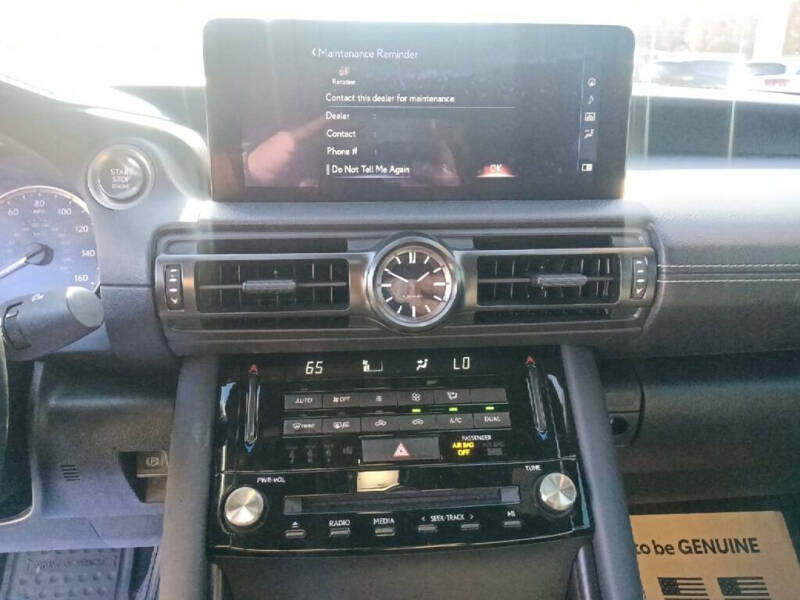 2024 Lexus IS 350 F SPORT Design