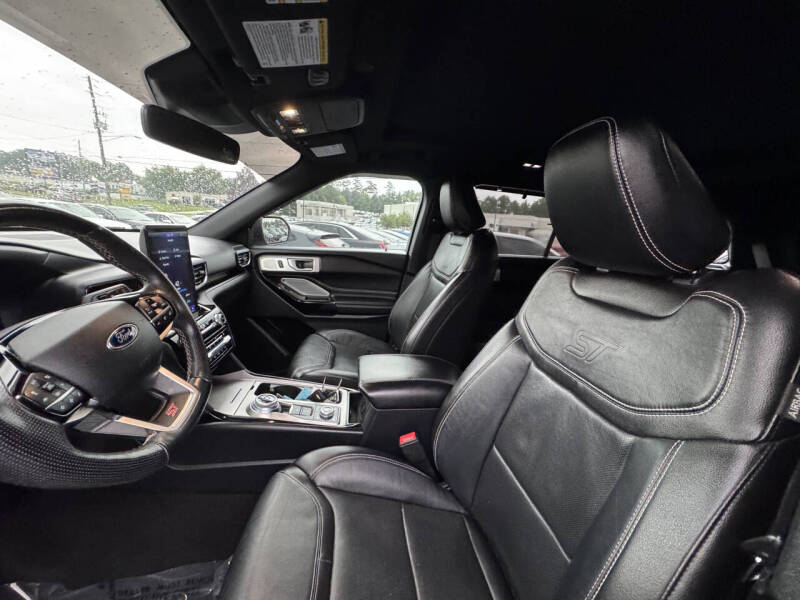 2021 Ford Explorer ST