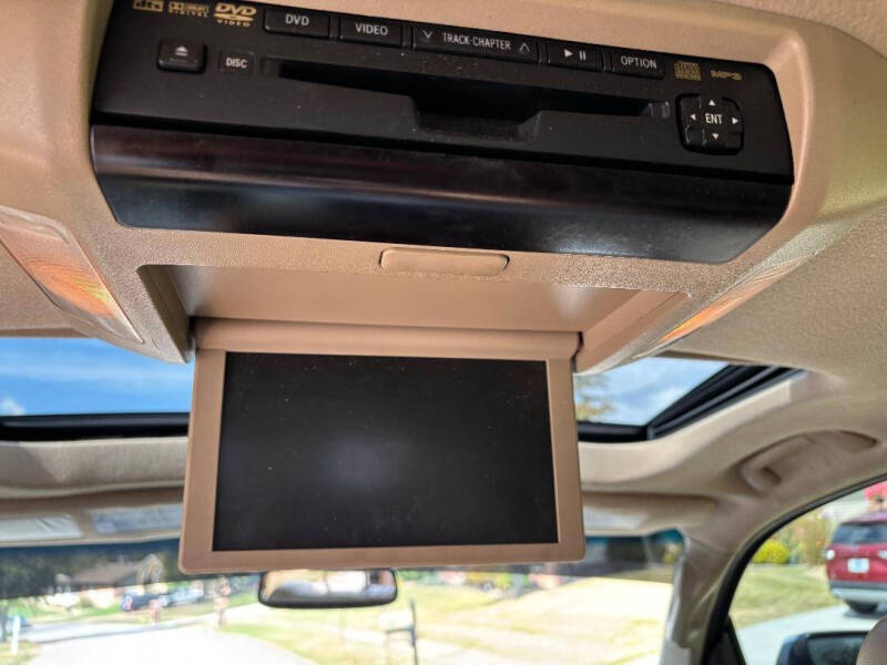 2010 Toyota Sequoia Platinum