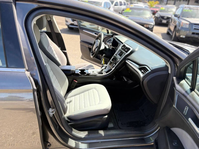 2016 Ford Fusion Hybrid S