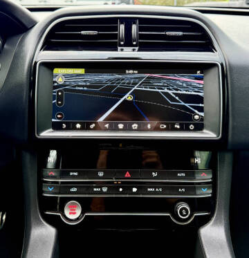 2019 Jaguar F-PACE 25t Premium