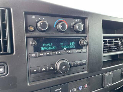 2024 Chevrolet Express 2500