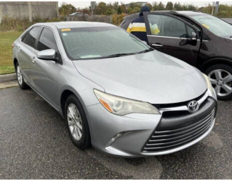 2015 Toyota Camry for sale at Dad's Auto Sales in Newport News VA