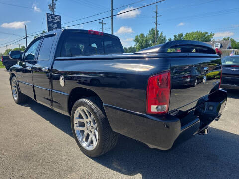 2005 Dodge Ram 1500 SRT-10