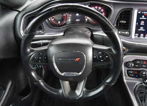 2018 Dodge Challenger SXT Plus