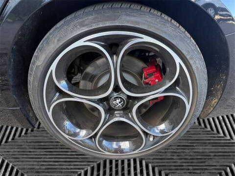 2022 Alfa Romeo Giulia Veloce