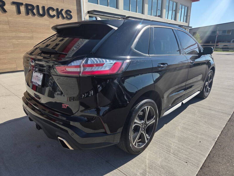2023 Ford Edge ST