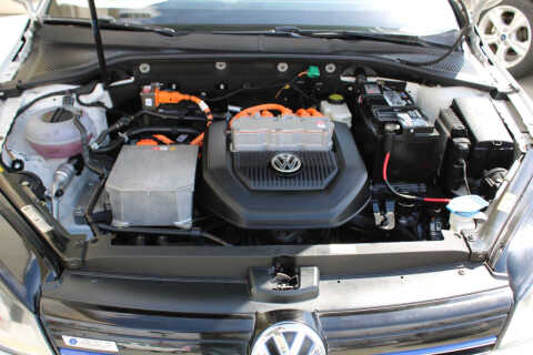 2016 Volkswagen e-Golf SE