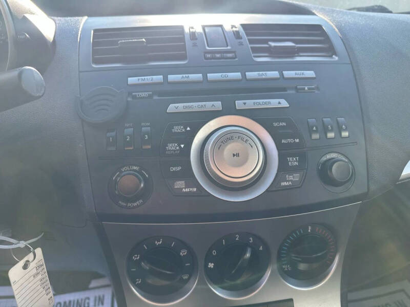 2011 Mazda MAZDA3 i Touring