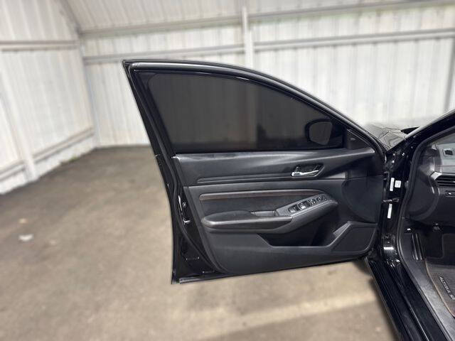 2020 Nissan Altima 2.5 SR