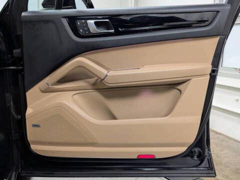 2022 Porsche Cayenne