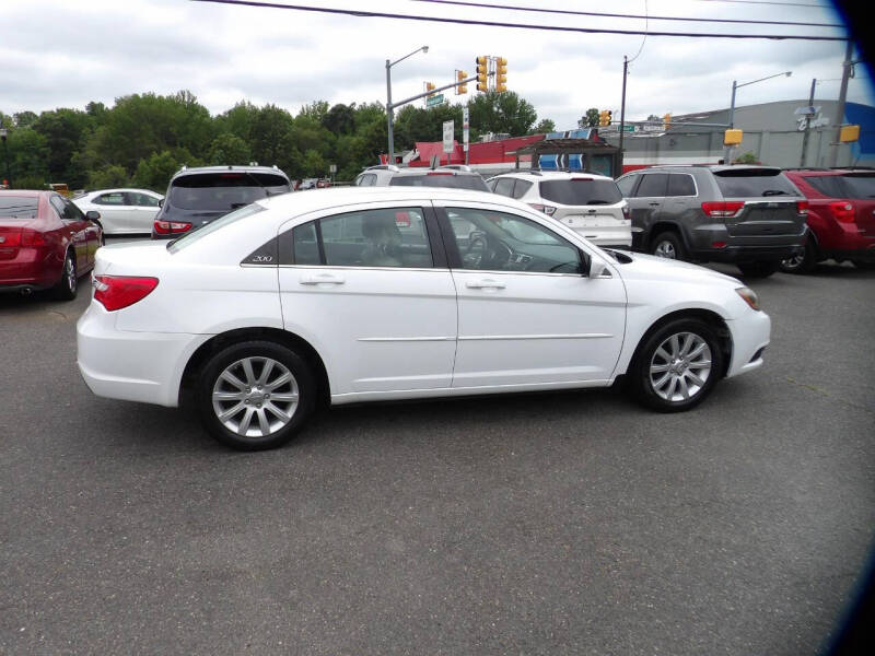 2012 Chrysler 200 Touring