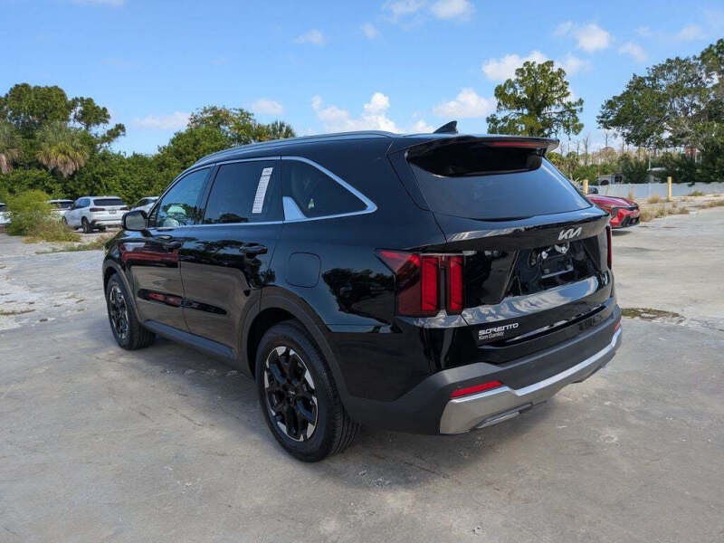 2025 Kia Sorento S