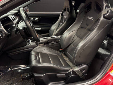 2022 Ford Mustang EcoBoost Premium