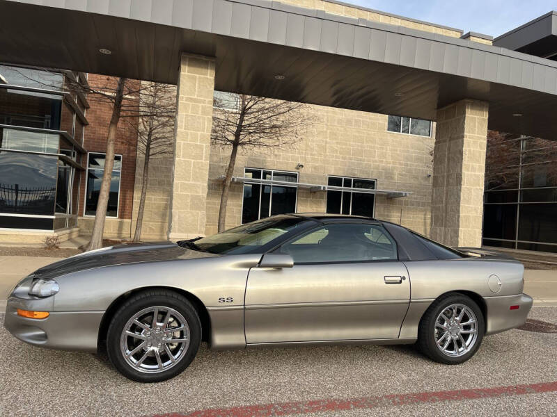 2001 Chevrolet Camaro Z28's photo