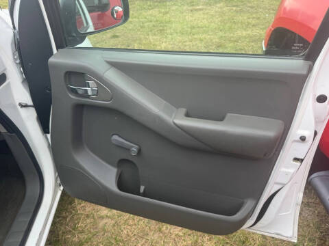 2006 Nissan Frontier XE