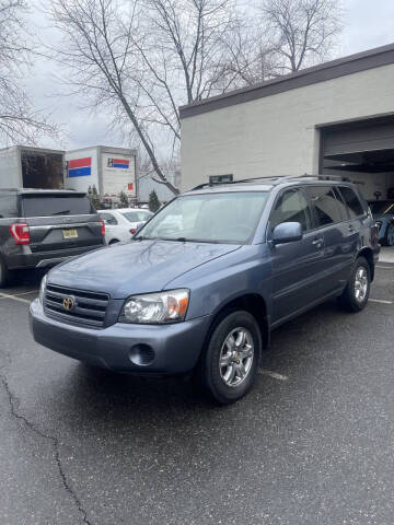 2005 Toyota Highlander for sale at Auto Direct Inc in Saddle Brook NJ