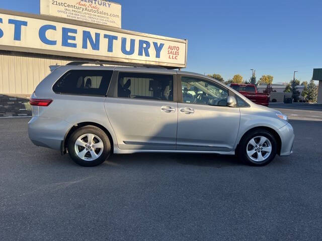 2020 Toyota Sienna