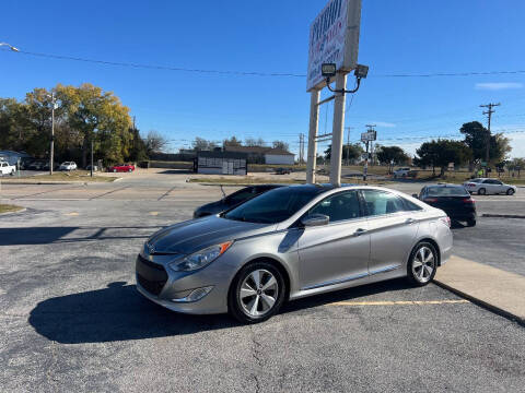 2012 Hyundai Sonata Hybrid for sale at Patriot Auto Sales in Lawton OK