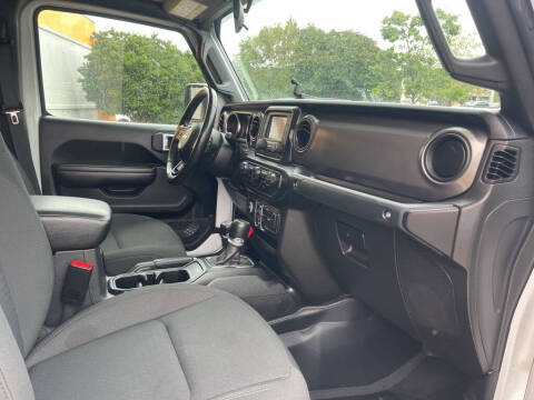 2021 Jeep Gladiator Willys