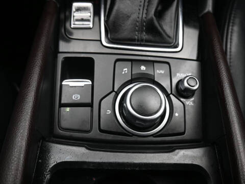 2017 Mazda MAZDA3 Touring