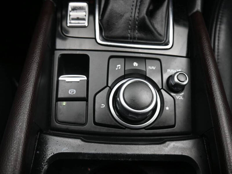 2017 Mazda MAZDA3 Touring