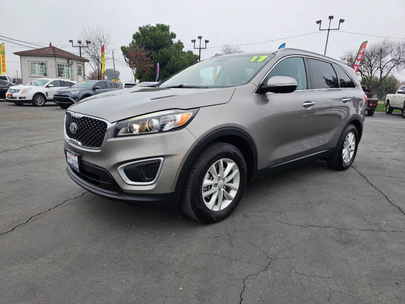 2017 Kia Sorento LX