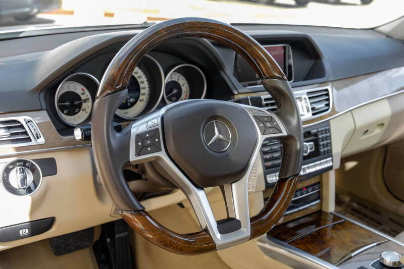 2014 Mercedes-Benz E-Class E 550 4MATIC