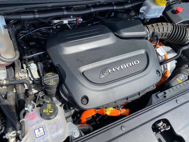 2024 Chrysler Pacifica Plug-In Hybrid Select
