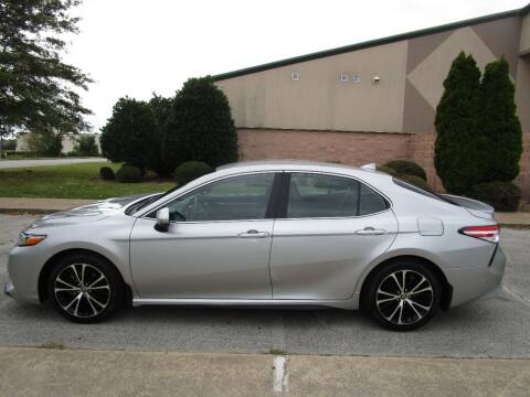 2020 Toyota Camry for sale at JON DELLINGER AUTOMOTIVE in Springdale AR