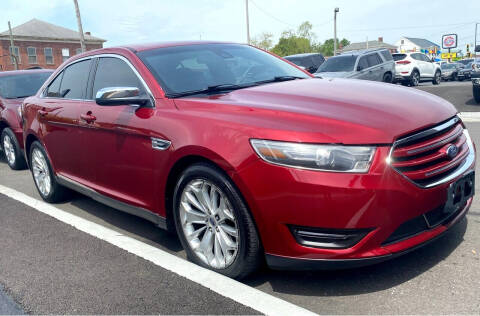 2018 Ford Taurus for sale at Savannah Motors in Belleville IL