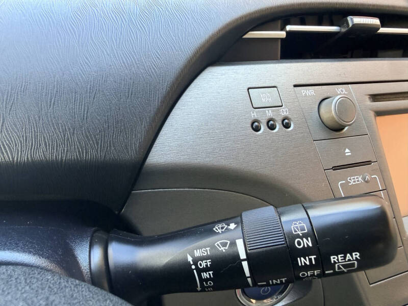 2012 Toyota Prius Two