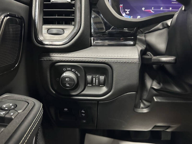 2025 RAM 1500 Limited