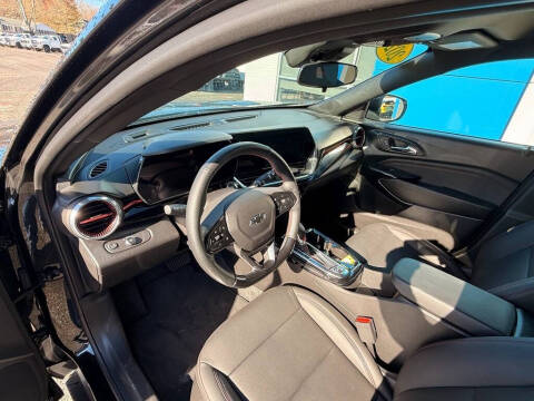 2024 Chevrolet Trax RS