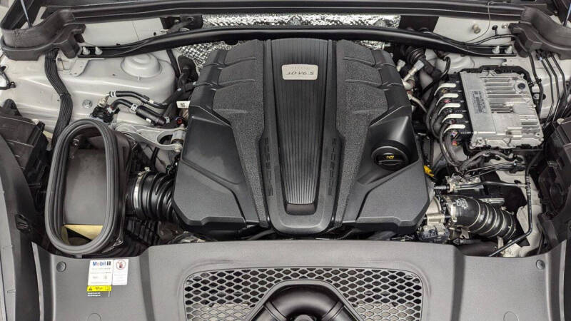 2021 Porsche Macan S