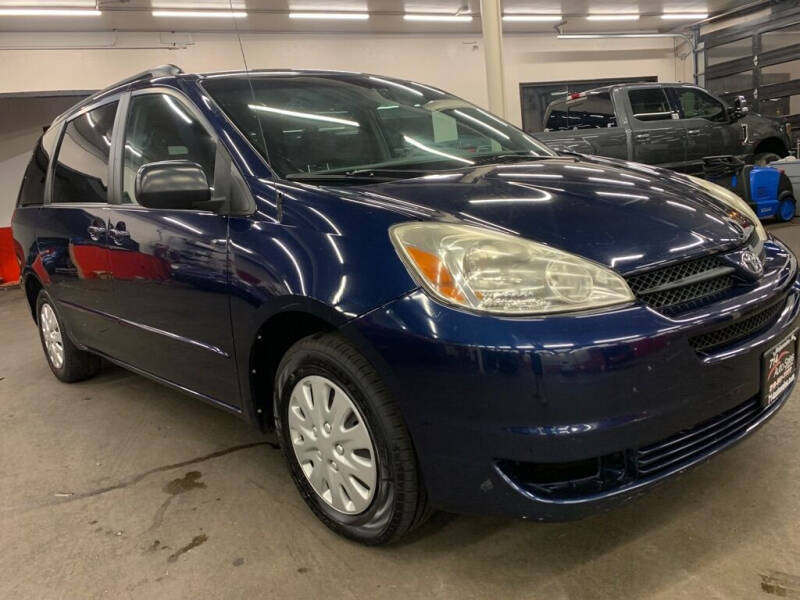 2004 Toyota Sienna
