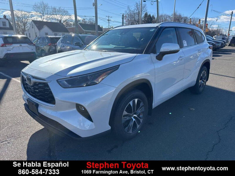2026 Toyota Highlander XLE