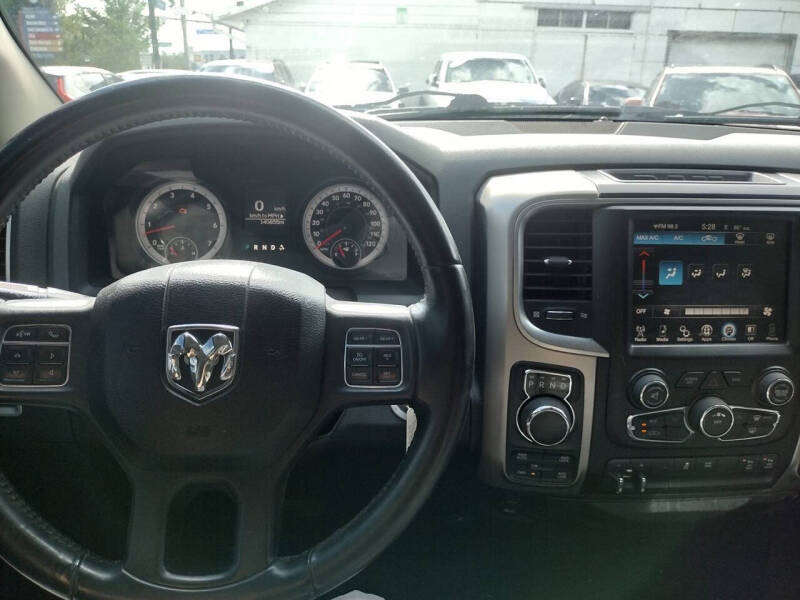 2014 RAM 1500 SLT