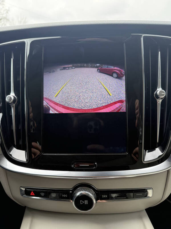 2019 Volvo S60 T6 Momentum