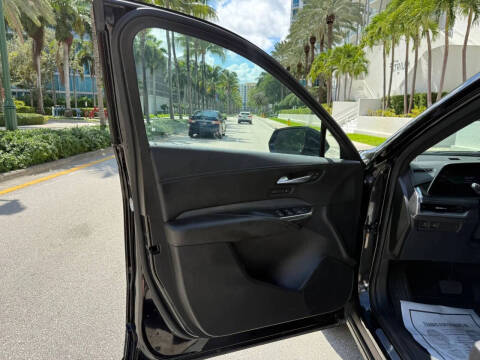 2024 Cadillac XT4 Premium Luxury